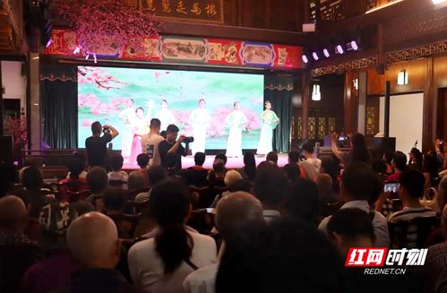 品美食 探非遺 憶鄉(xiāng)愁——湖南經(jīng)發(fā)展文旅公司河街特色文化線路體驗活動側(cè)記